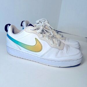 Nike Big Kids Court Borough 2 SE Casual Sneakers